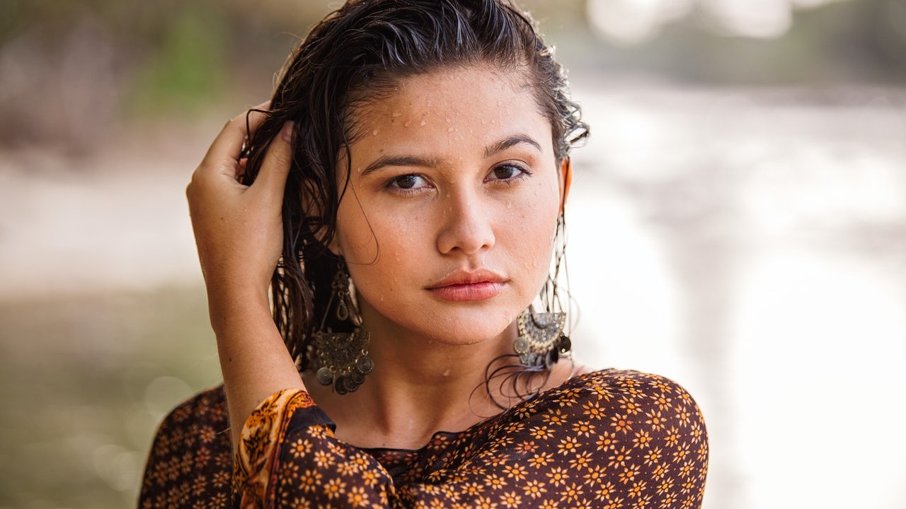 es malo dormir con el cabello mojado