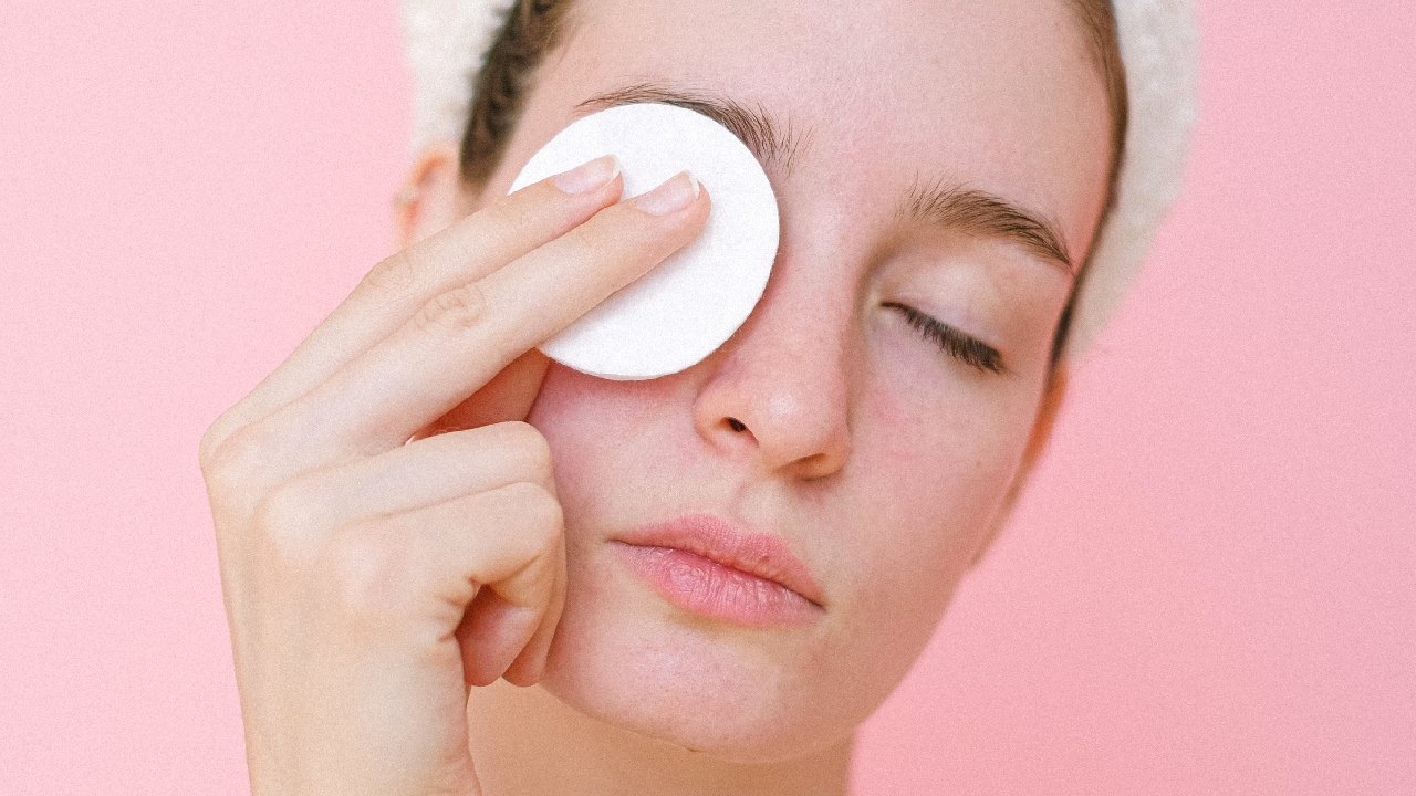 como usar agua micelar