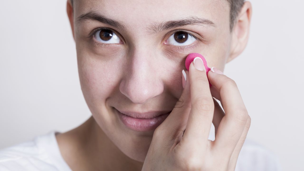 tienes ojeras razones