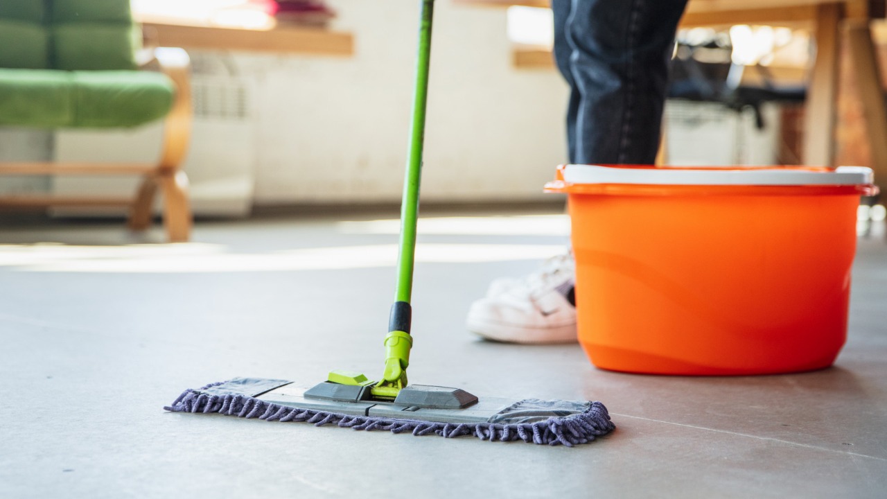 Trapeador o mopa de microfibra