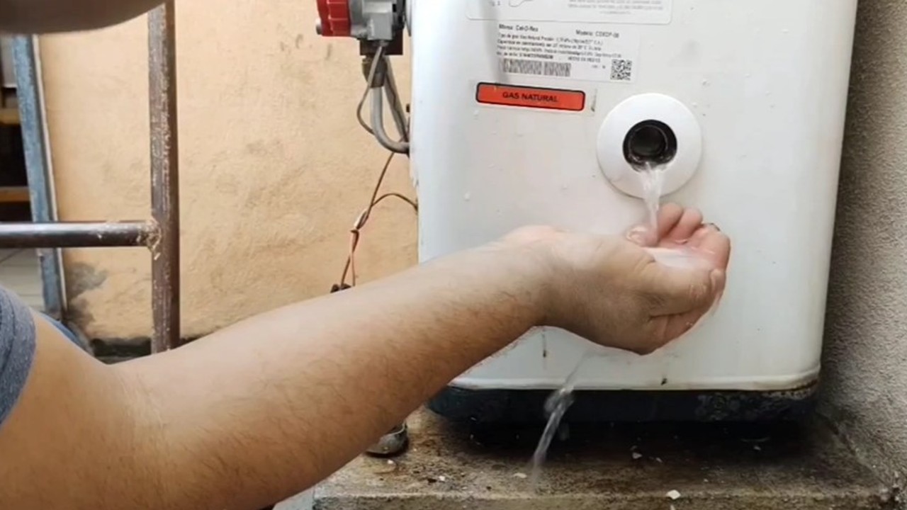  como limpiar un boiler del sarro