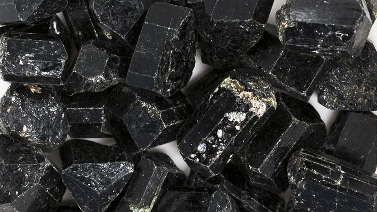 amuletos contra envidias en trabajo