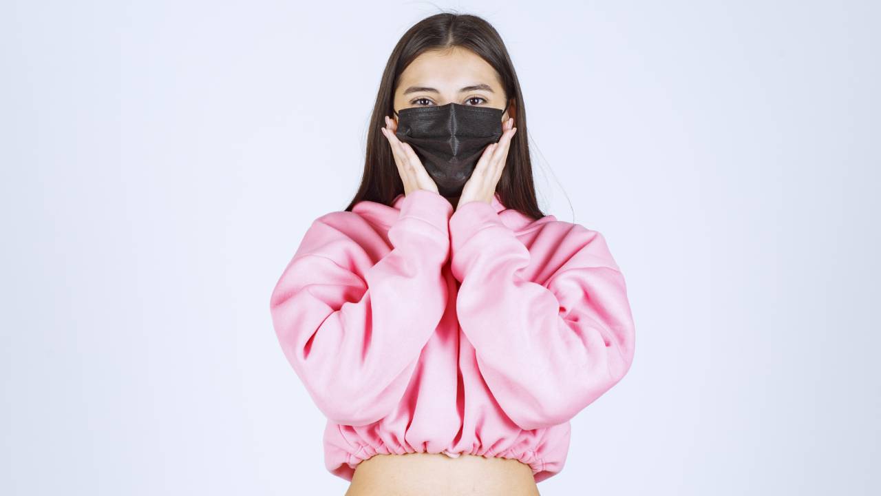 cubrebocas negros pueden dañar tu piel