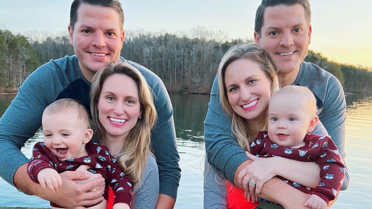 gemelos identicos se casan con gemelas identicas