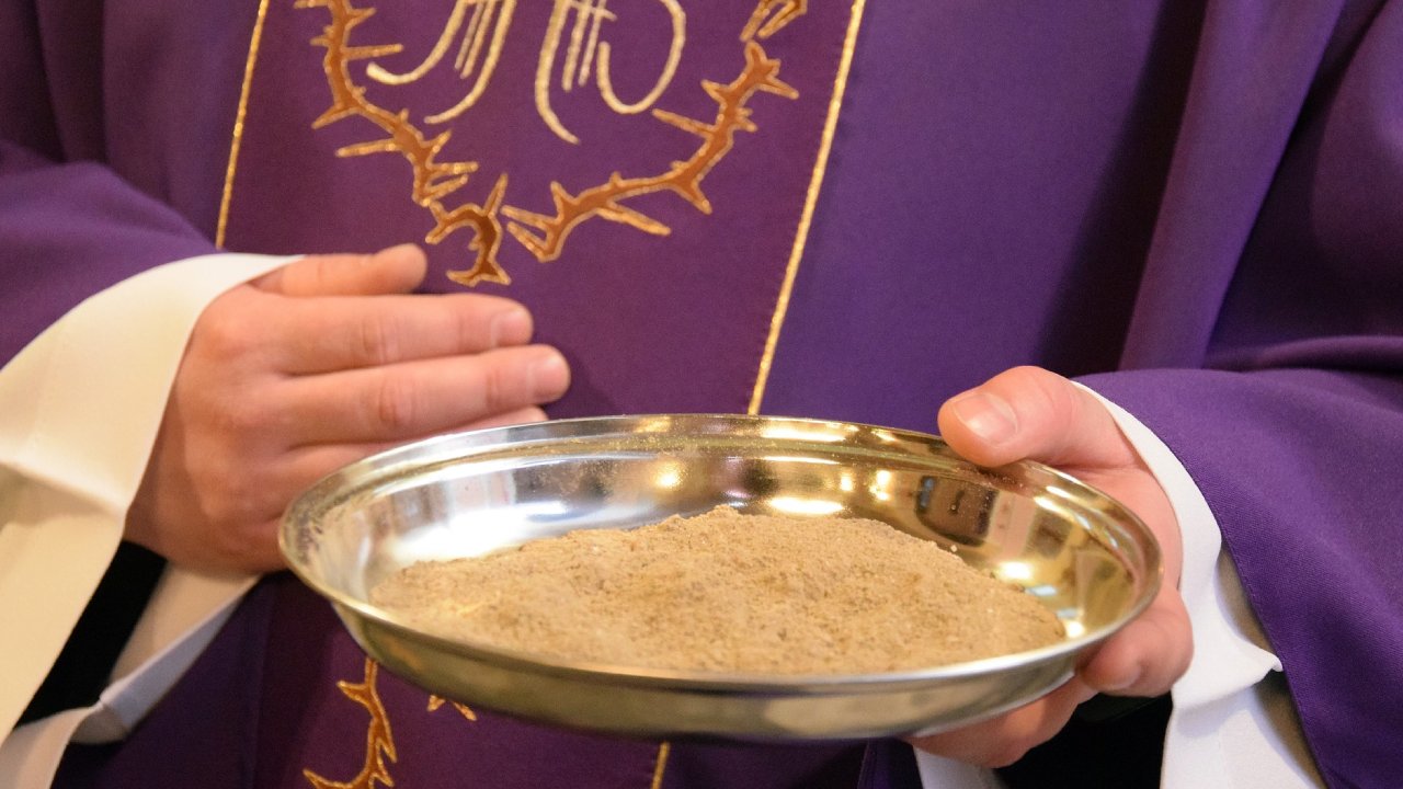 miércoles de ceniza cómo hacer ceniza