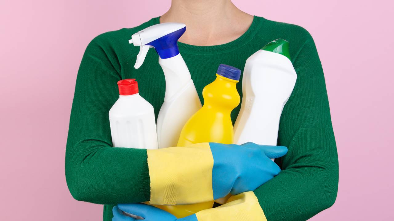 qué pasa si mezclas vinagre con cloro