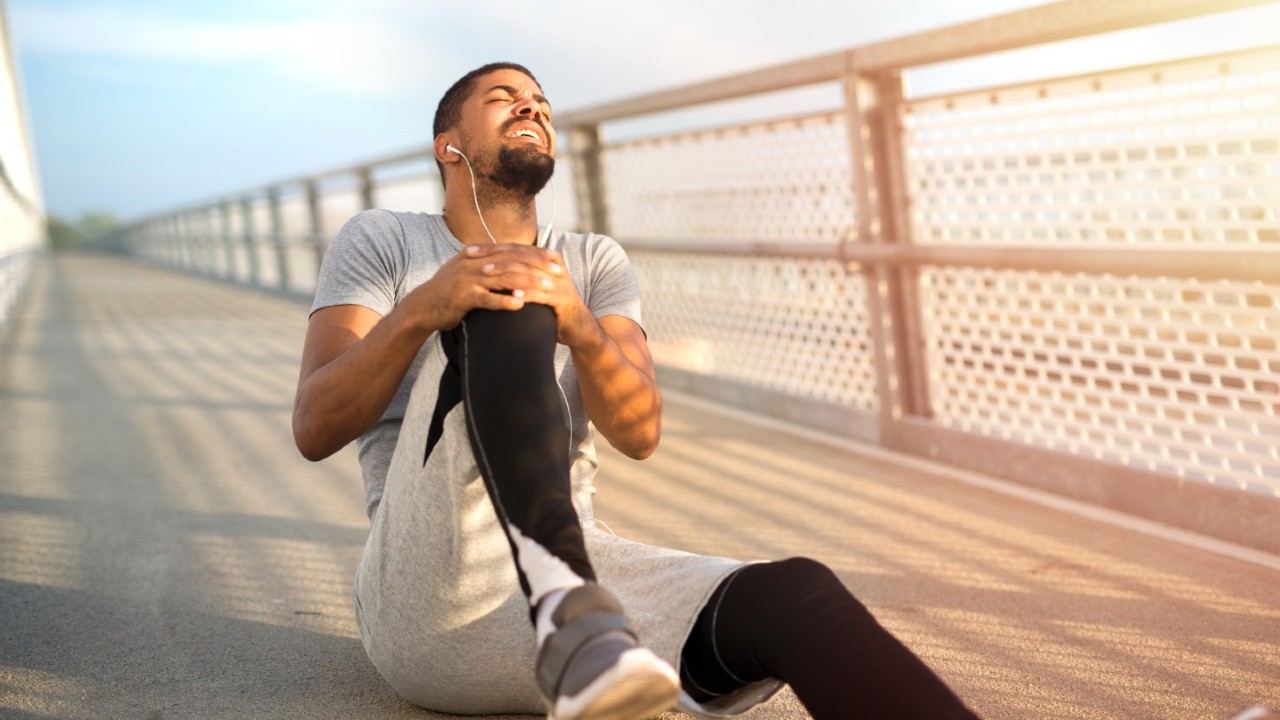 como eliminar los calambres nocturnos en las piernas
