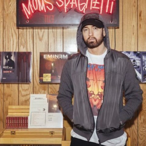 tenis jordan de Eminem