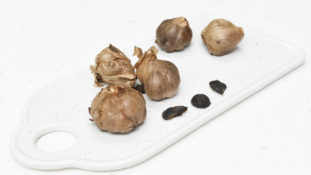 propiedades medicinales de ajo negro