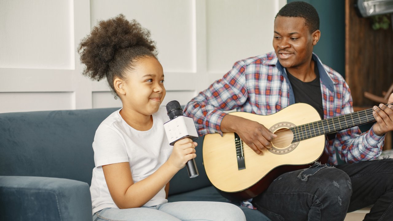 debes enseñar a tus hijos si les gusta Encanto 