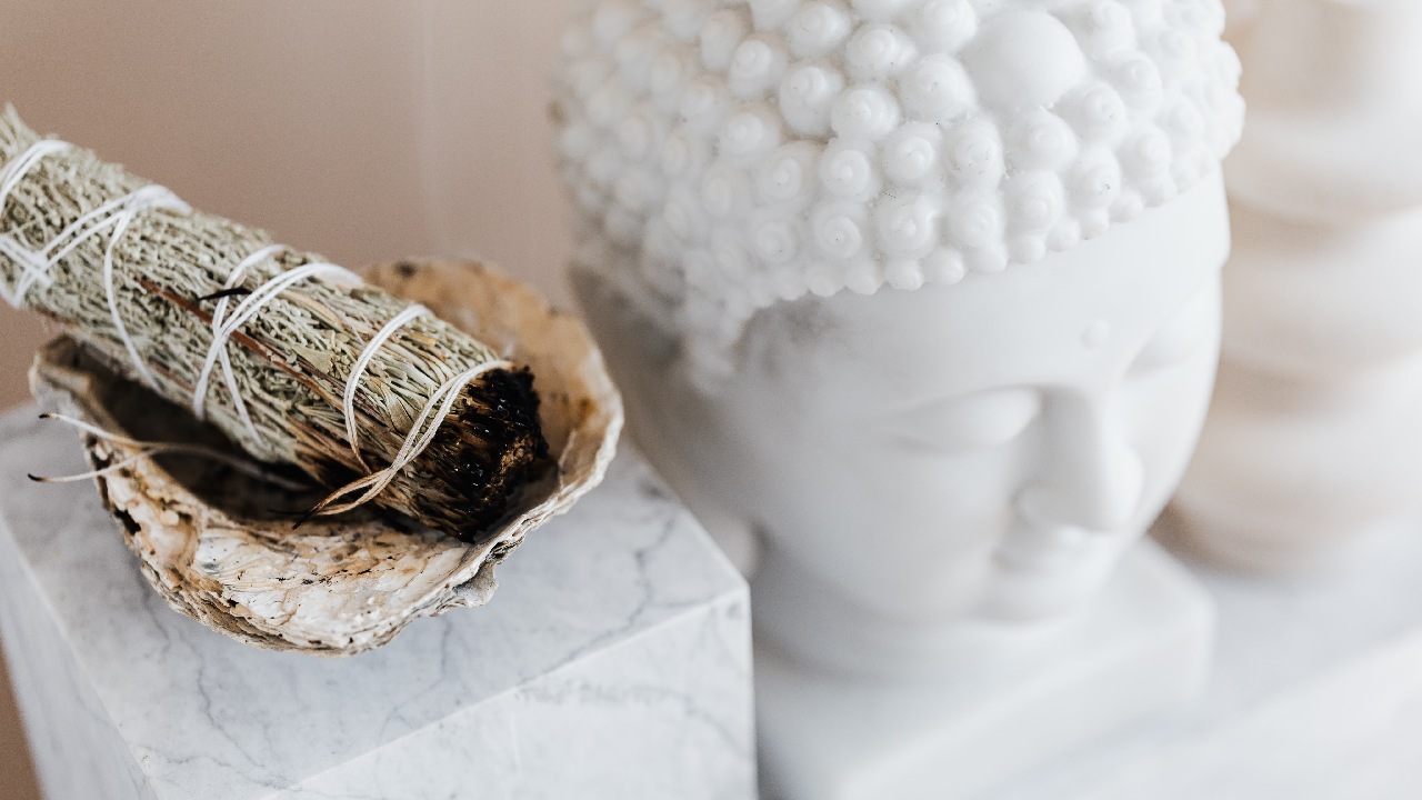 diferencia entre karma y dharma