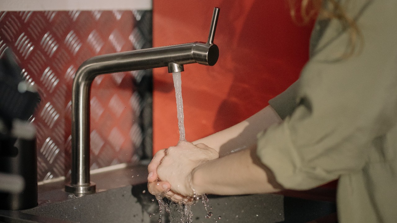 como acabar con mal olor de tuberia