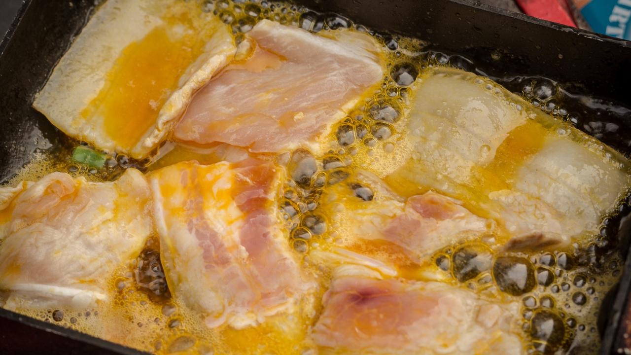 espuma blanca cuando cocinamos carne