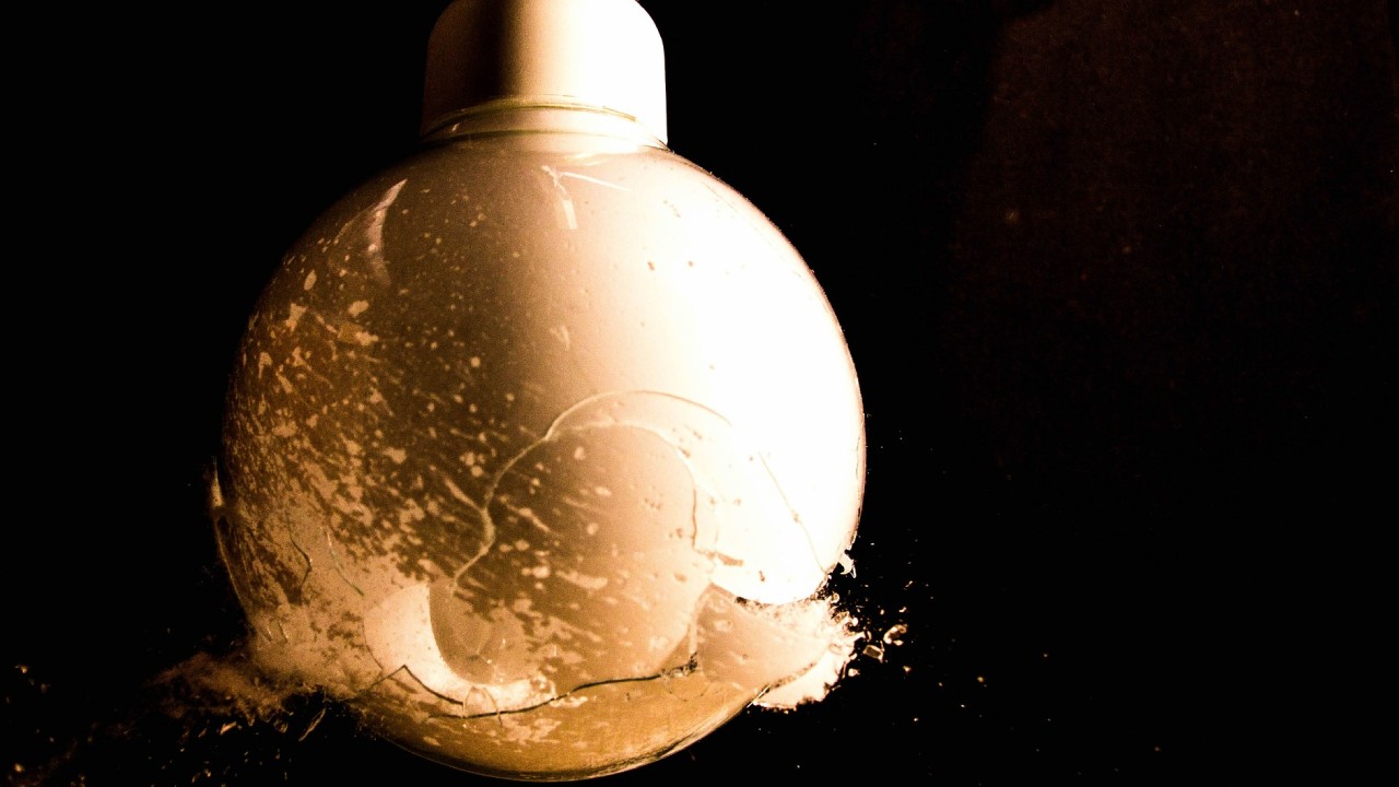 por qué explotan los focos