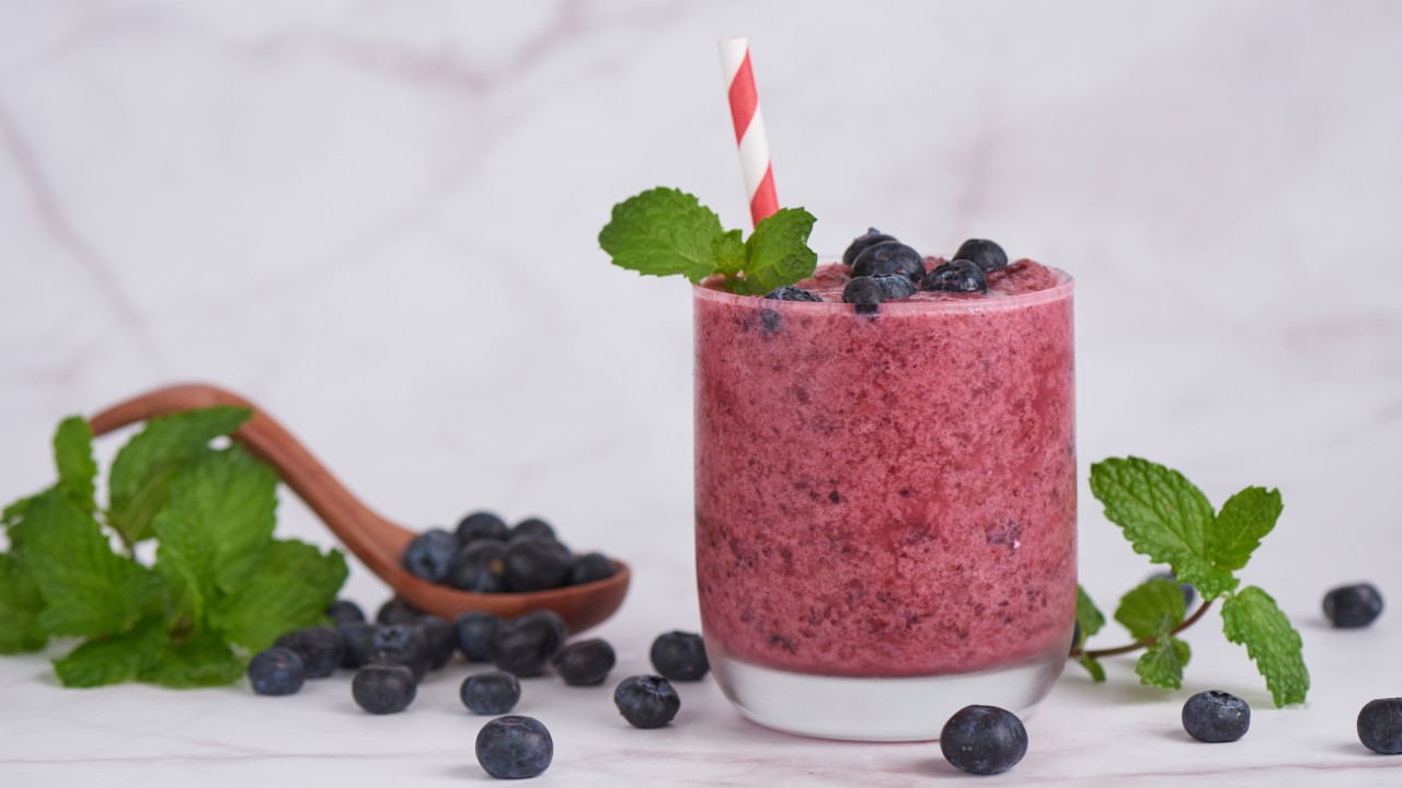smoothie para regular hormonas