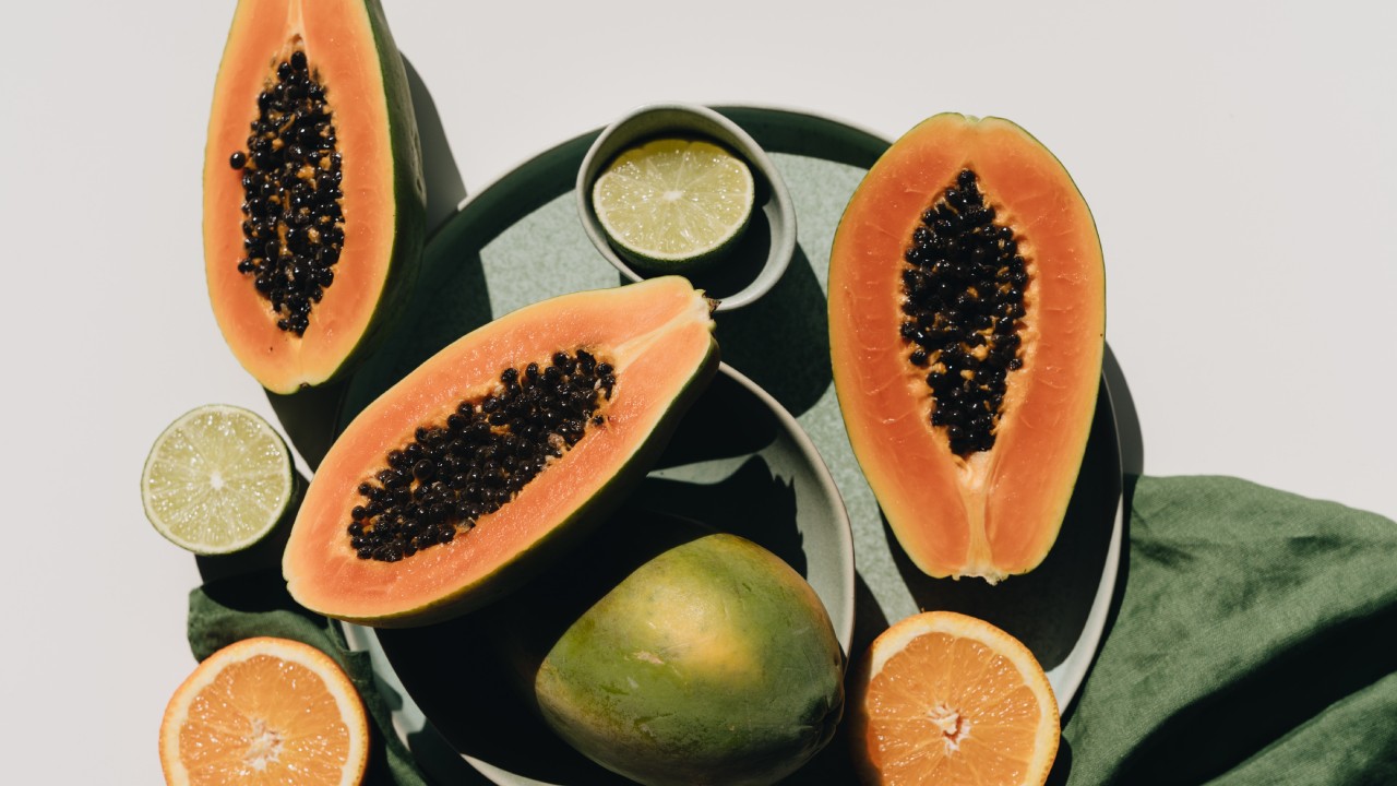 sucede a tu cuerpo desayunas papaya con limón