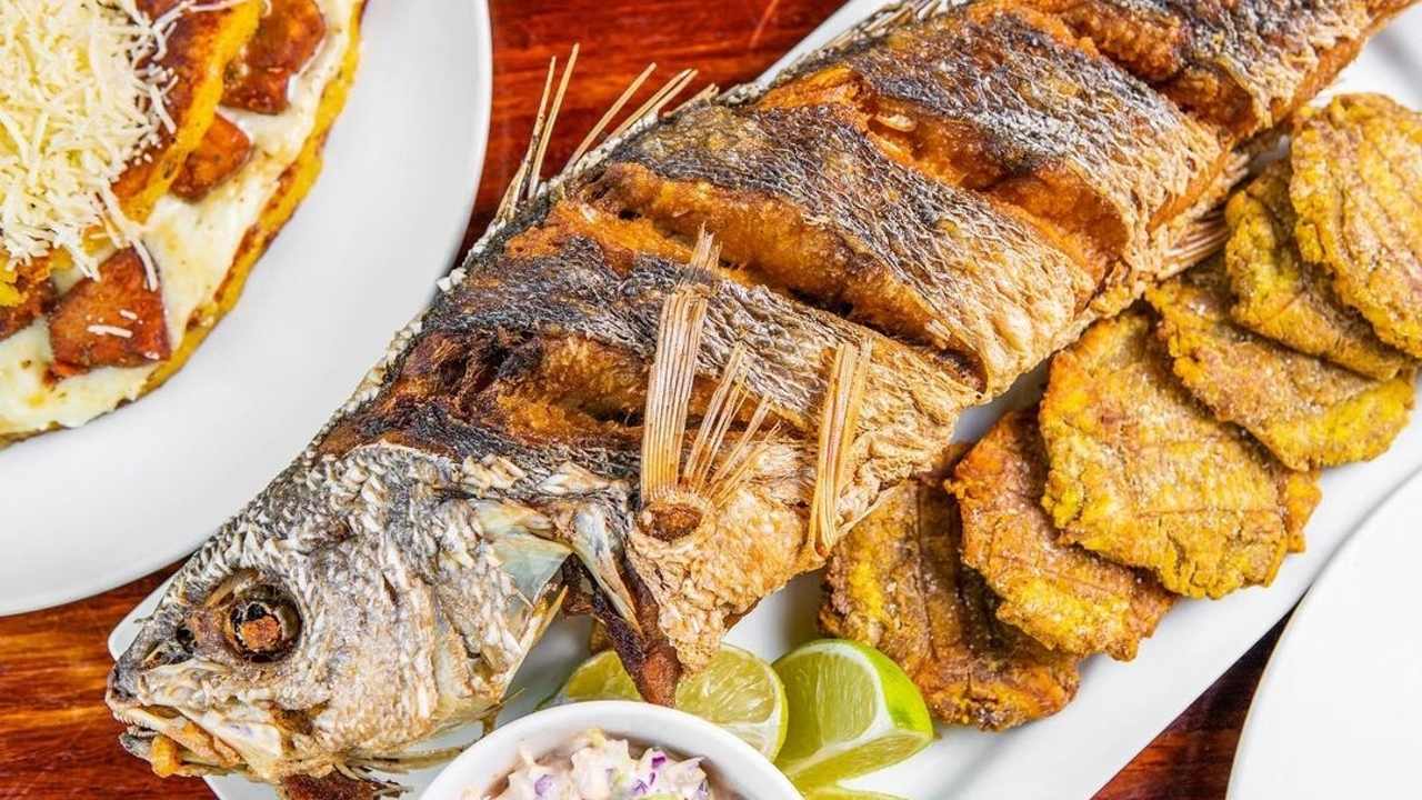 pescado frito quede mucho más dorado