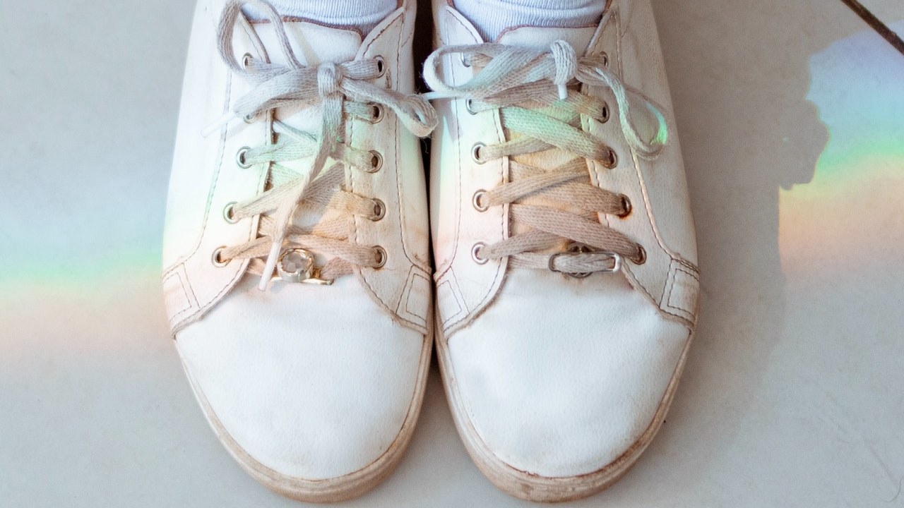 como limpiar manchas de la suela