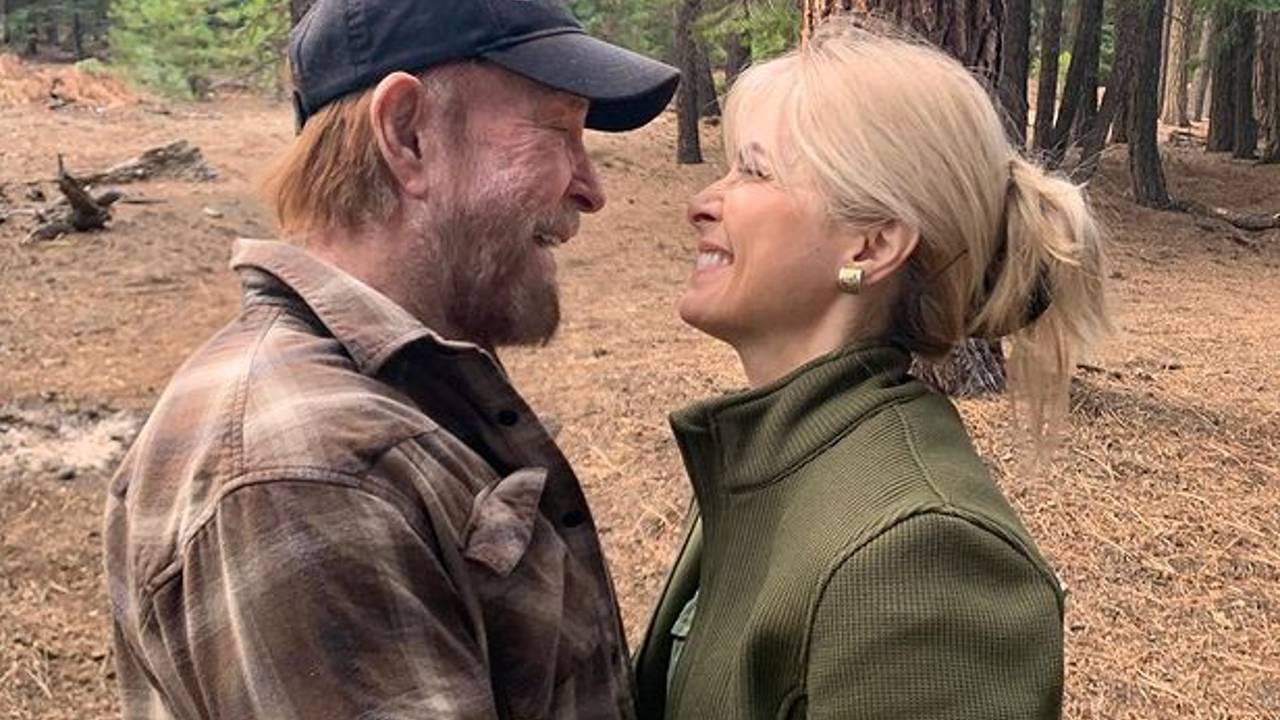 Chuck Norris lo dejó todo para cuidar a su esposa enferma