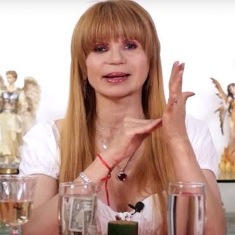 Horoscopos de mhoni vidente para el 19 de abril