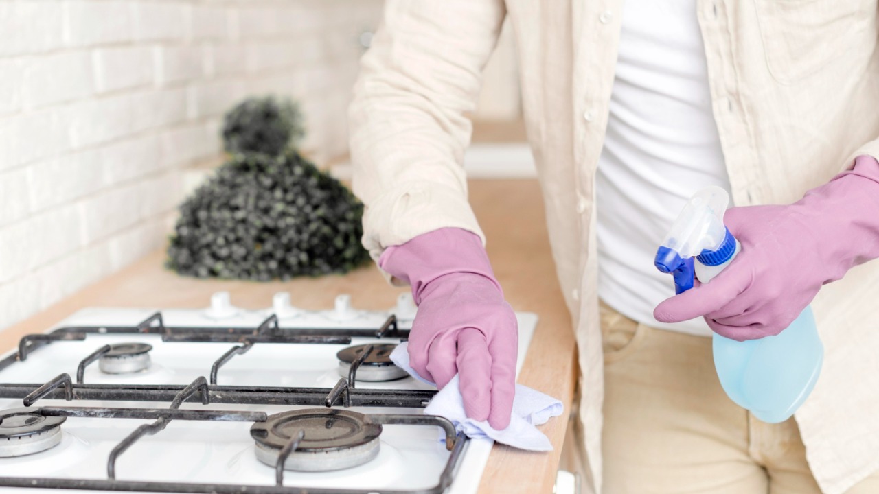 como limpiar las parrillas de la estufa