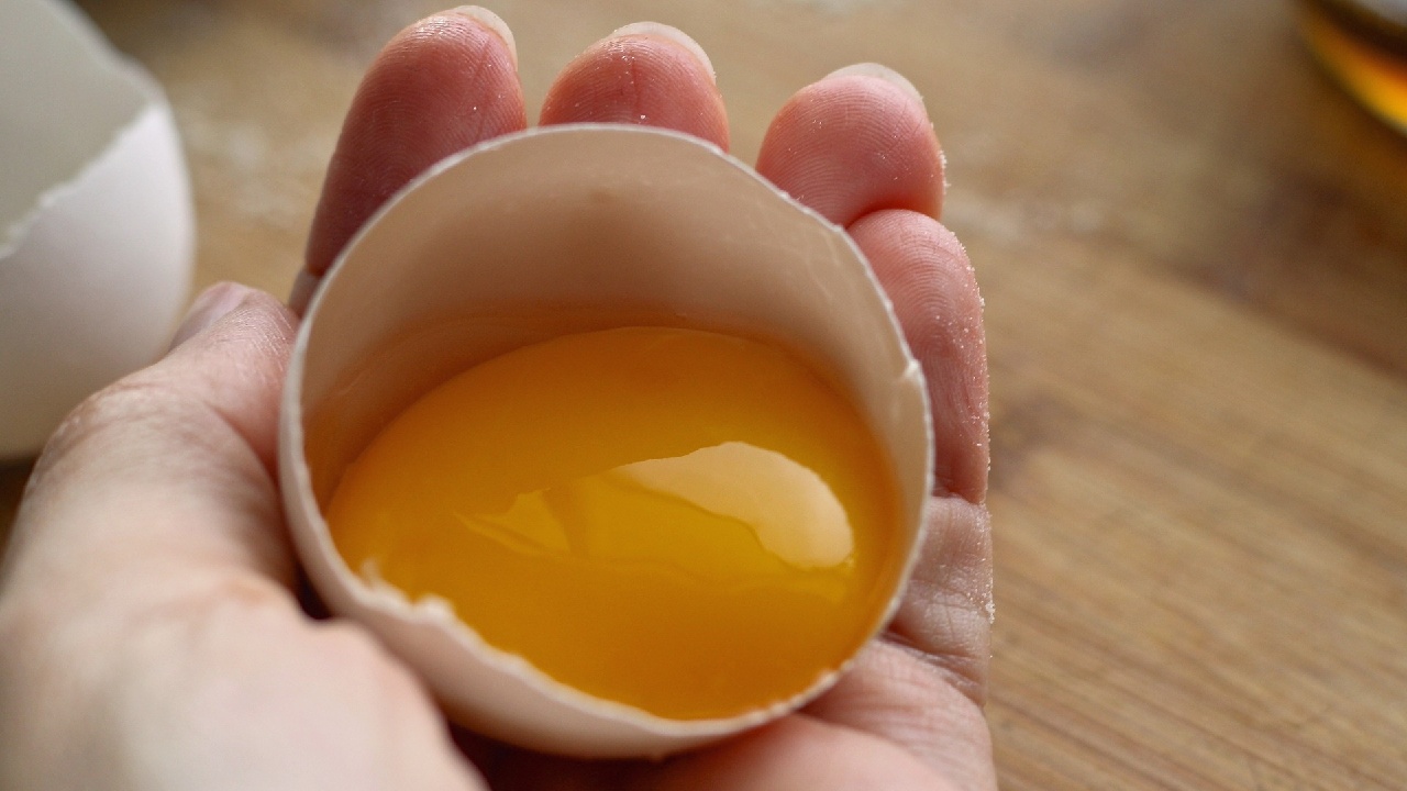 elemento secreto limpia con huevo