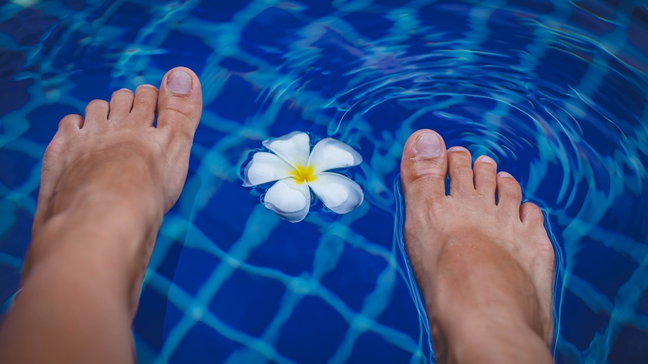 Mascarillas hidratantes de platano y azucar para pies secos y agrietados