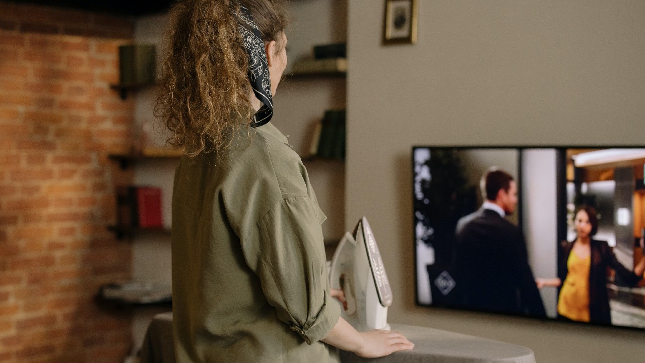 a que distancia ver television