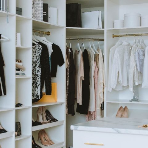 como ordenar closet para atraer abundancia