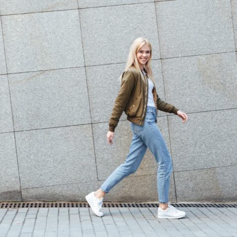 que revela de ti forma en que caminas