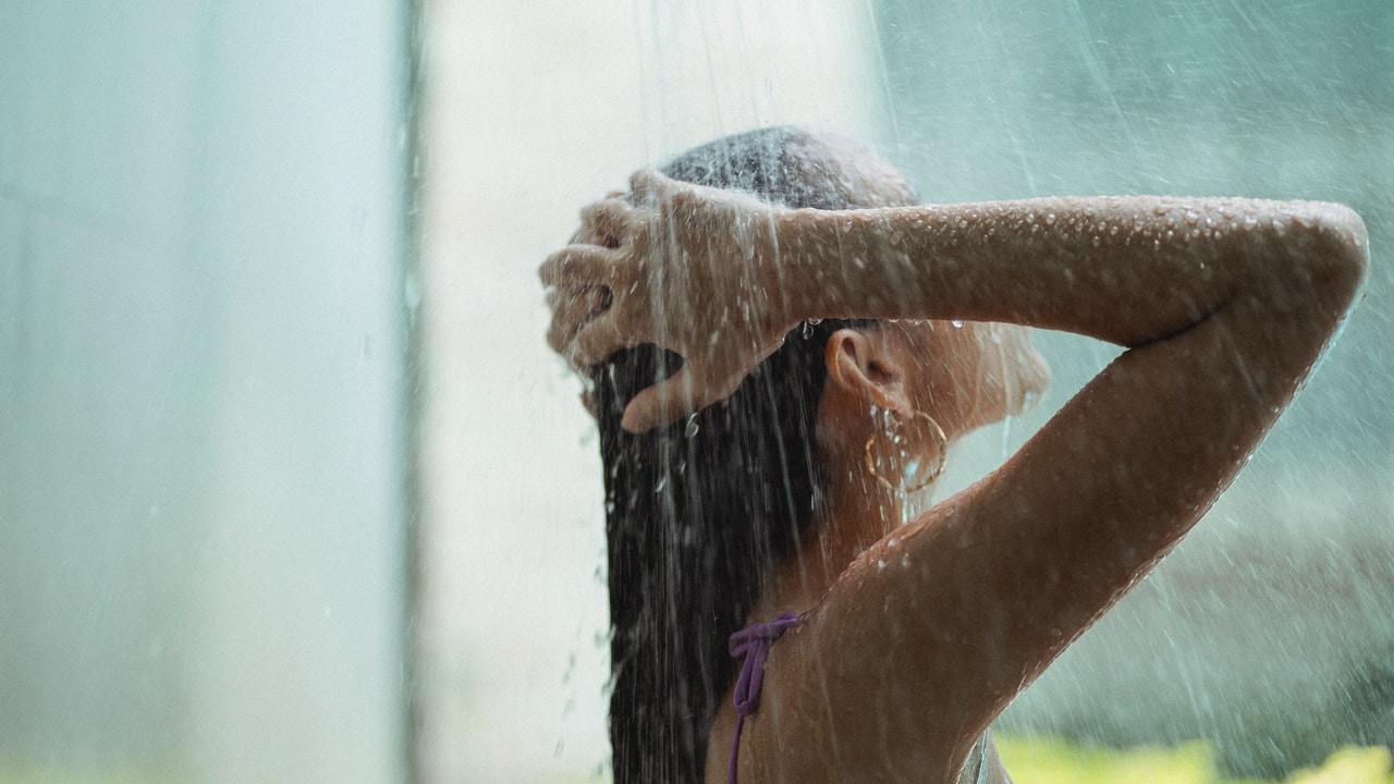 es bueno lavarse el pelo con shampoo de bebe