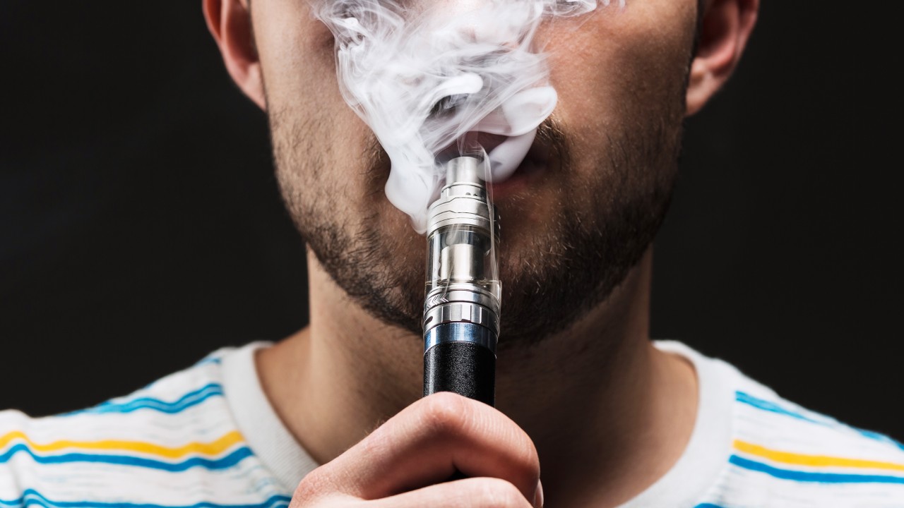Por qué prohibieron los vapeadores