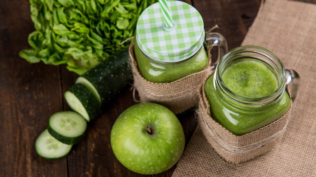 para que sirve el jugo de pepino y apio