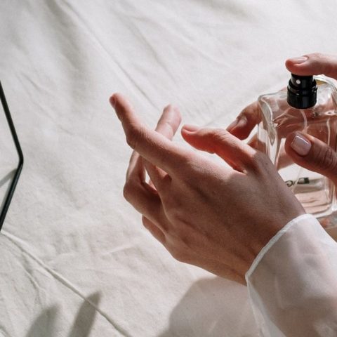 echan a perder tu perfume
