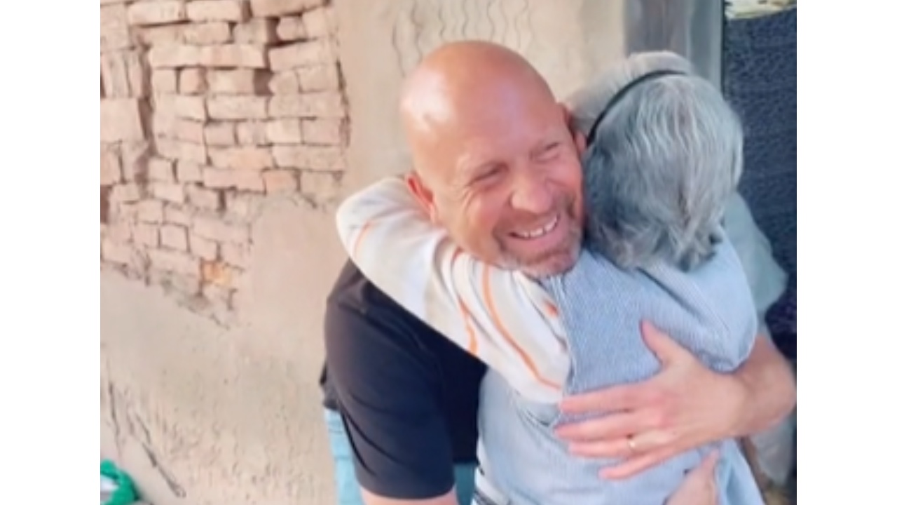 viajó de España a Bolivia para ver a su nana