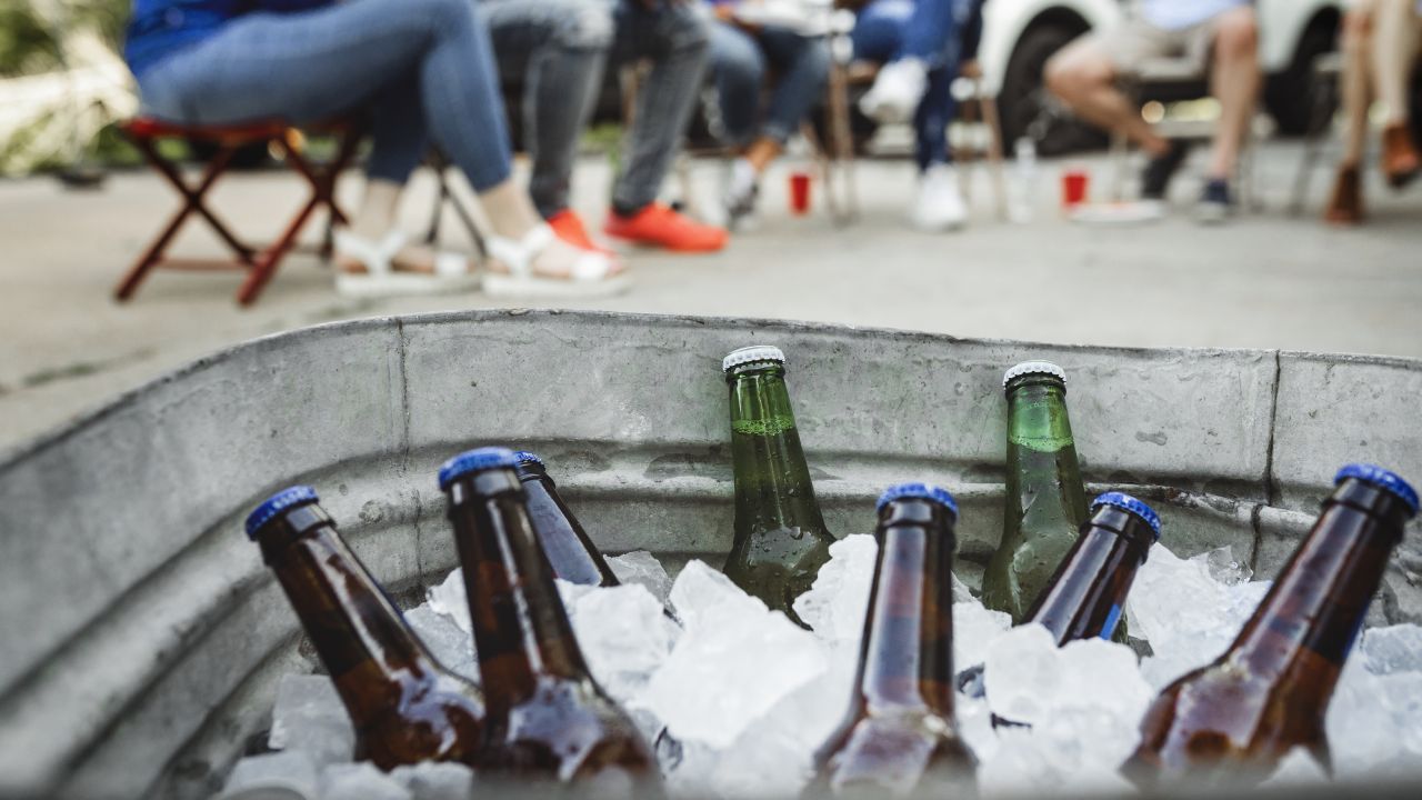 cómo enfriar tu bebida sin congelador