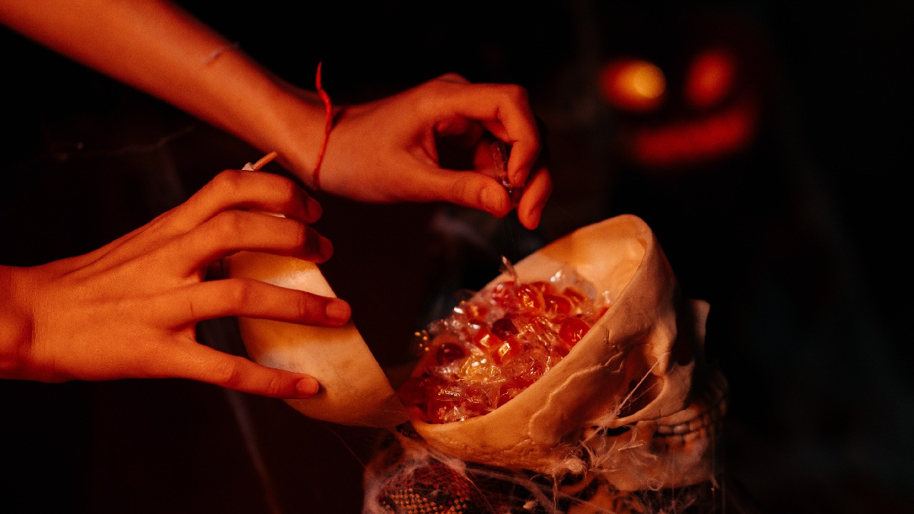 que pasa comer carne humana