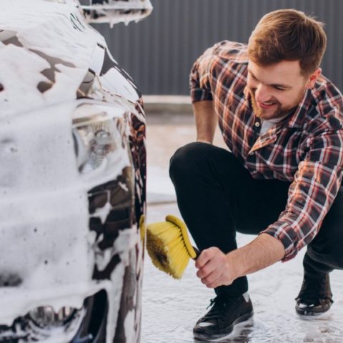 lavar tu auto aunque sea temporada de lluvia