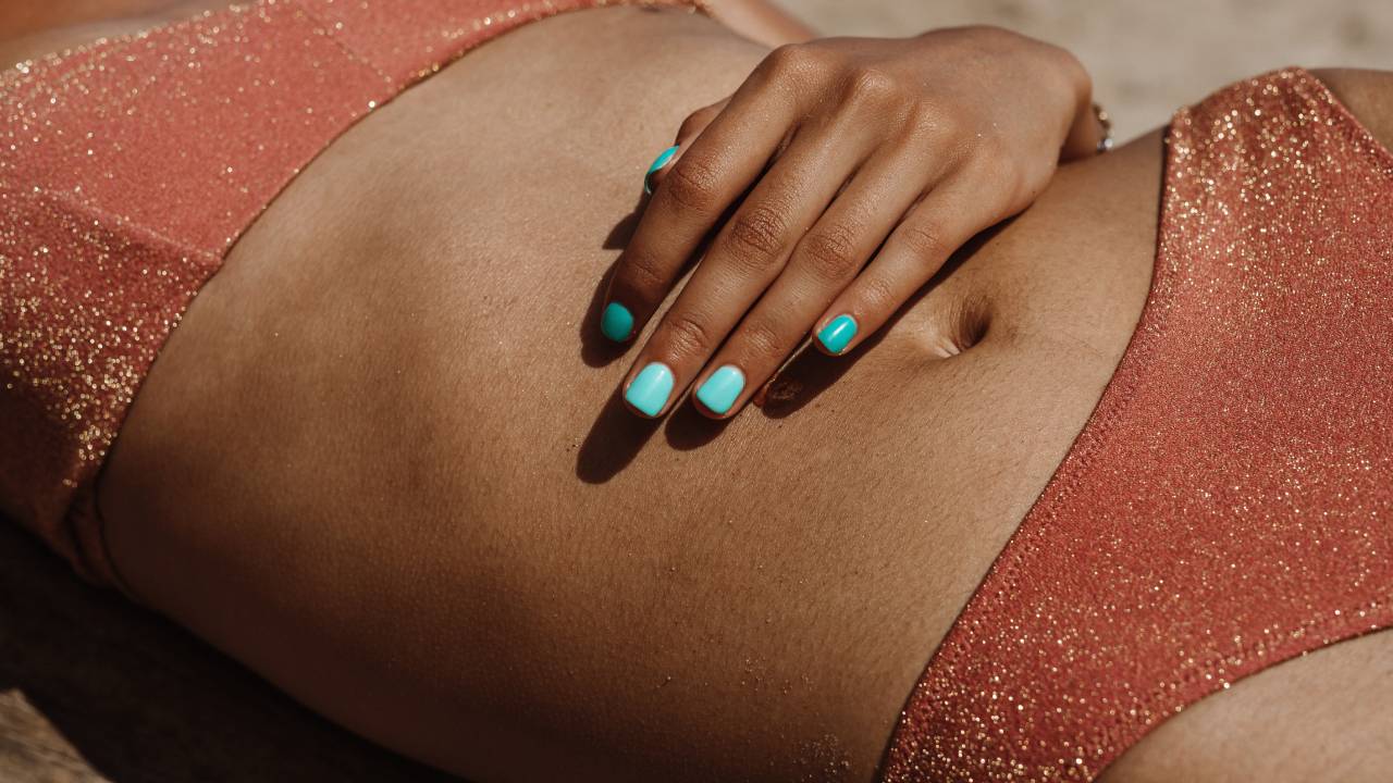 café molito para hacer una mascarilla reductora de abdomen