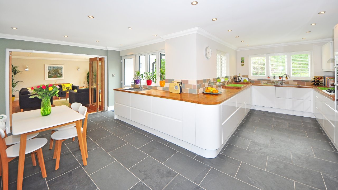 mezcla con bicarbonato para blanquear las juntas del piso