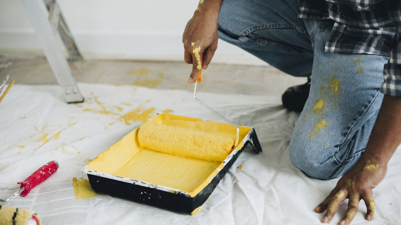 quitar manchas de pintura del piso