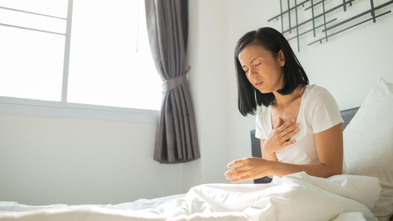 síntomas de ataques cardiacos en hombres y mujeres