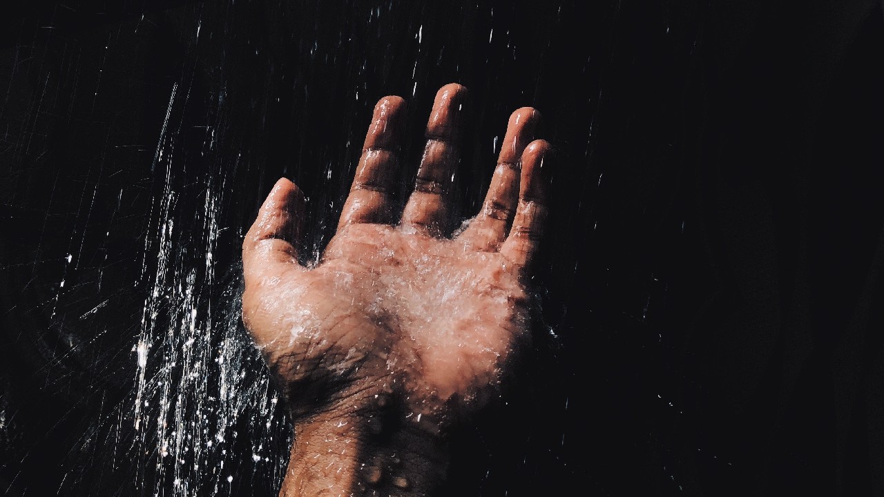 por que no bañarse durante lluvia