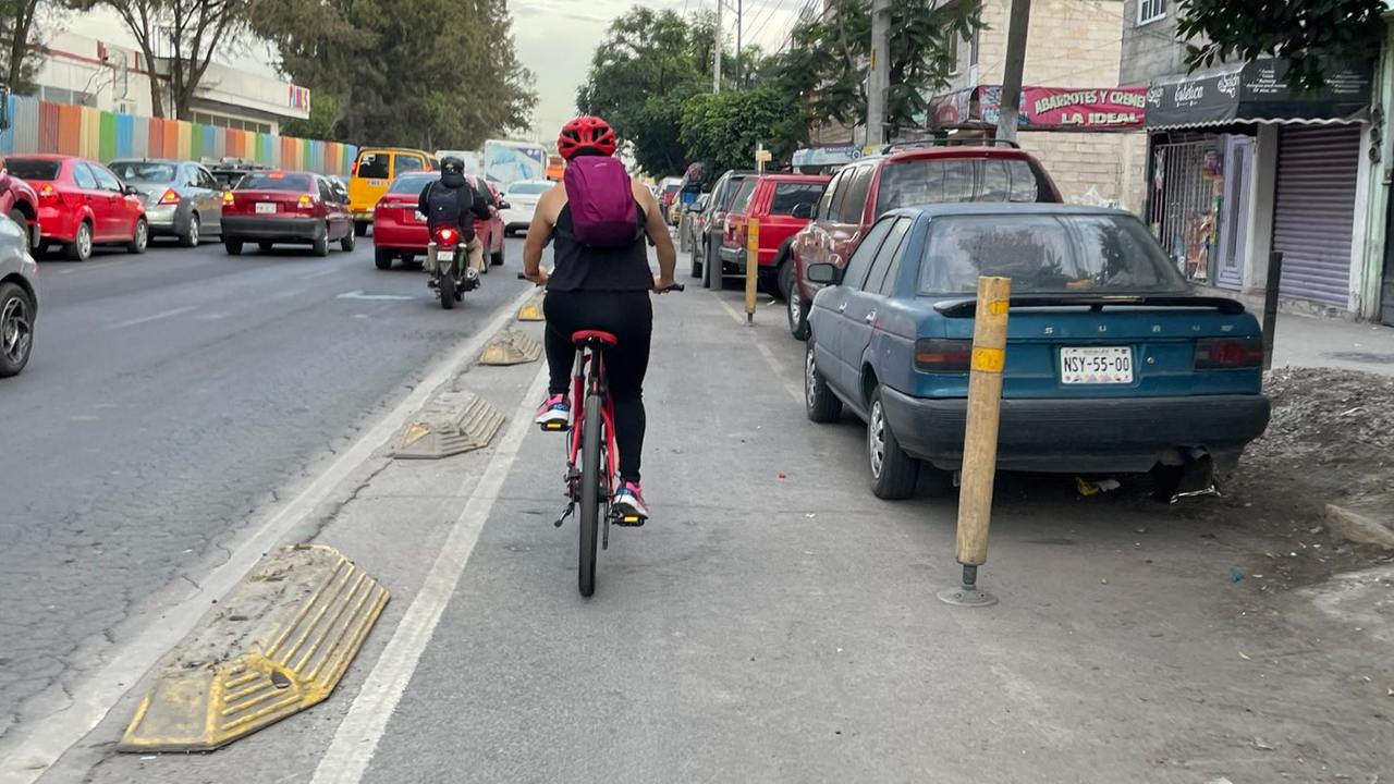 podrían multarte si no respetas a los ciclistas