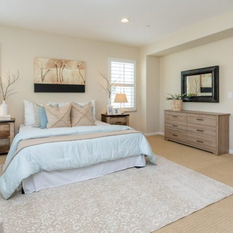 ideas hermosas y economicas para decorar tu habitacion si no tienes cabecera