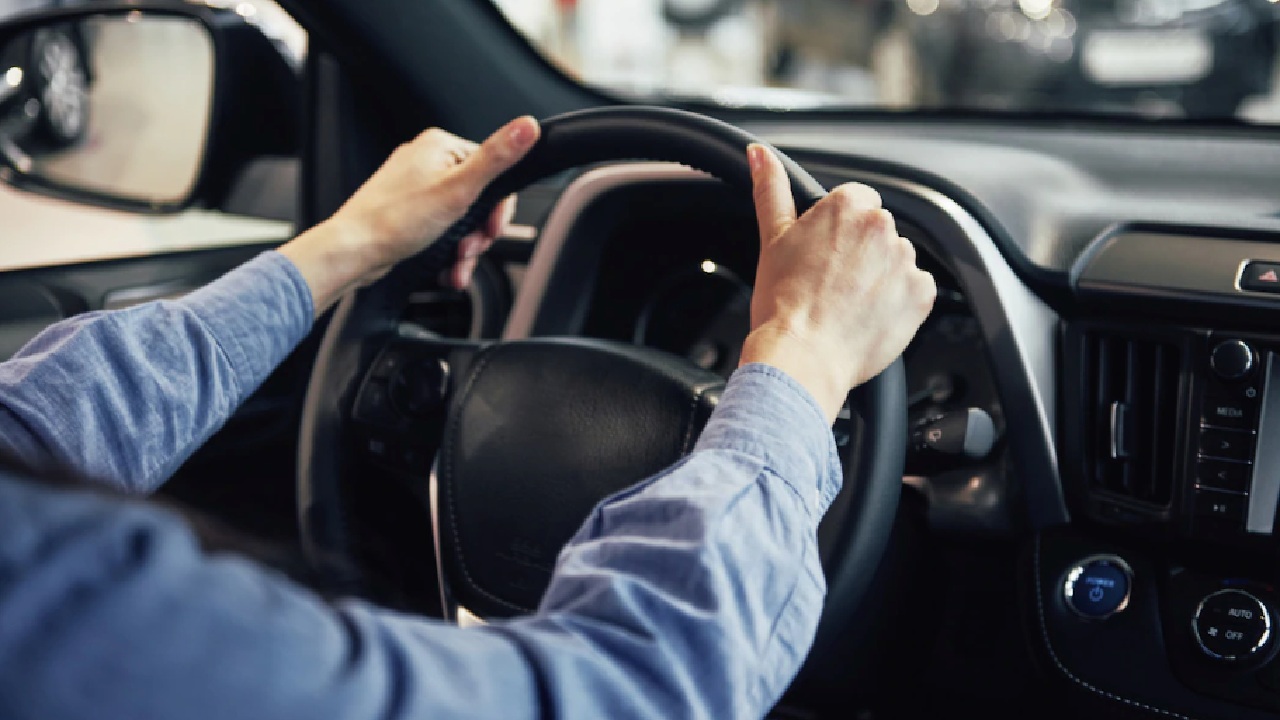 razones cascabeleo coche