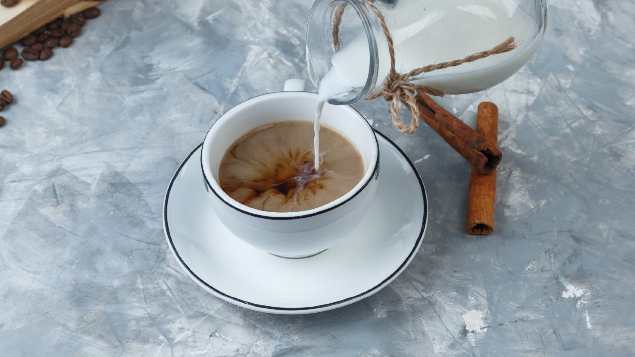 tazas limpias y sin residuos