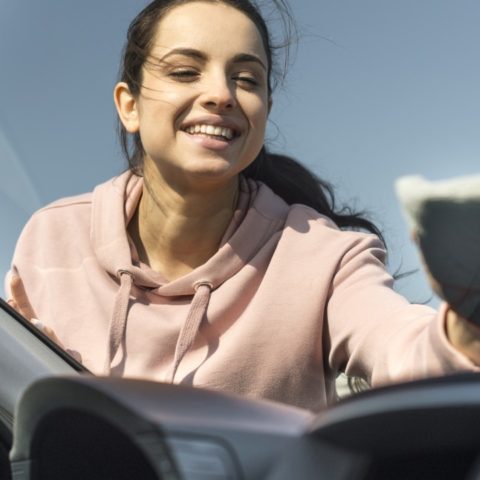quitarle los rayones de los vidrios a tu auto