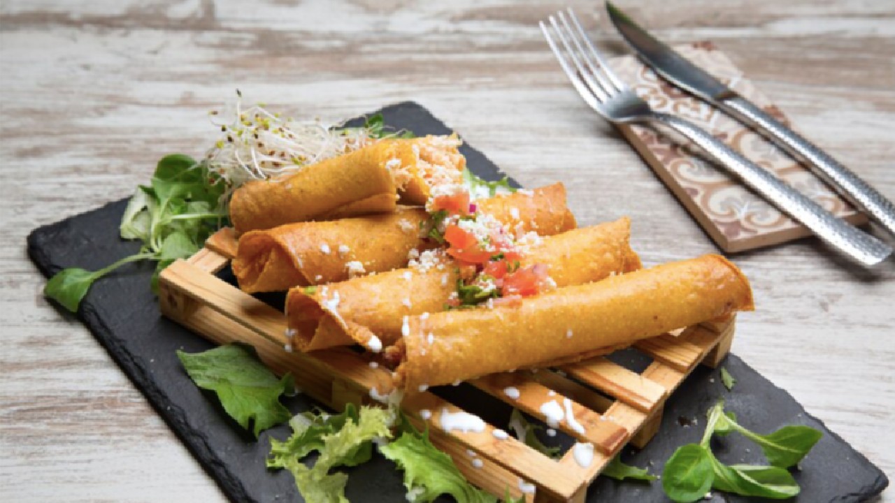 como calentar tacos dorados