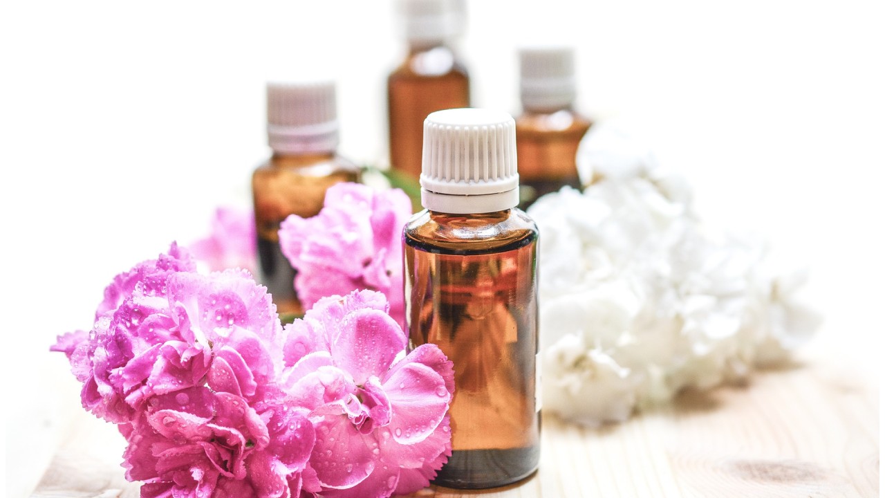 Aceites que limpian y eliminan cucarachas